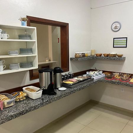 Hotel Três Passos - Prox ao Aeroporto e Rodoviária Porto Alegre Extérieur photo