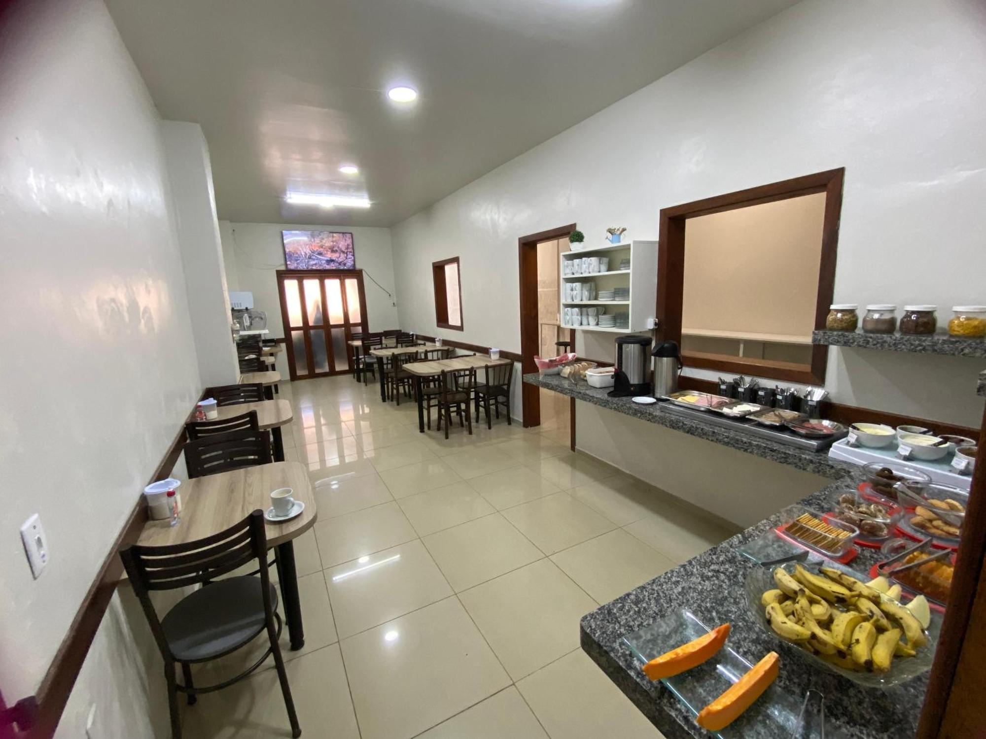 Hotel Três Passos - Prox ao Aeroporto e Rodoviária Porto Alegre Extérieur photo